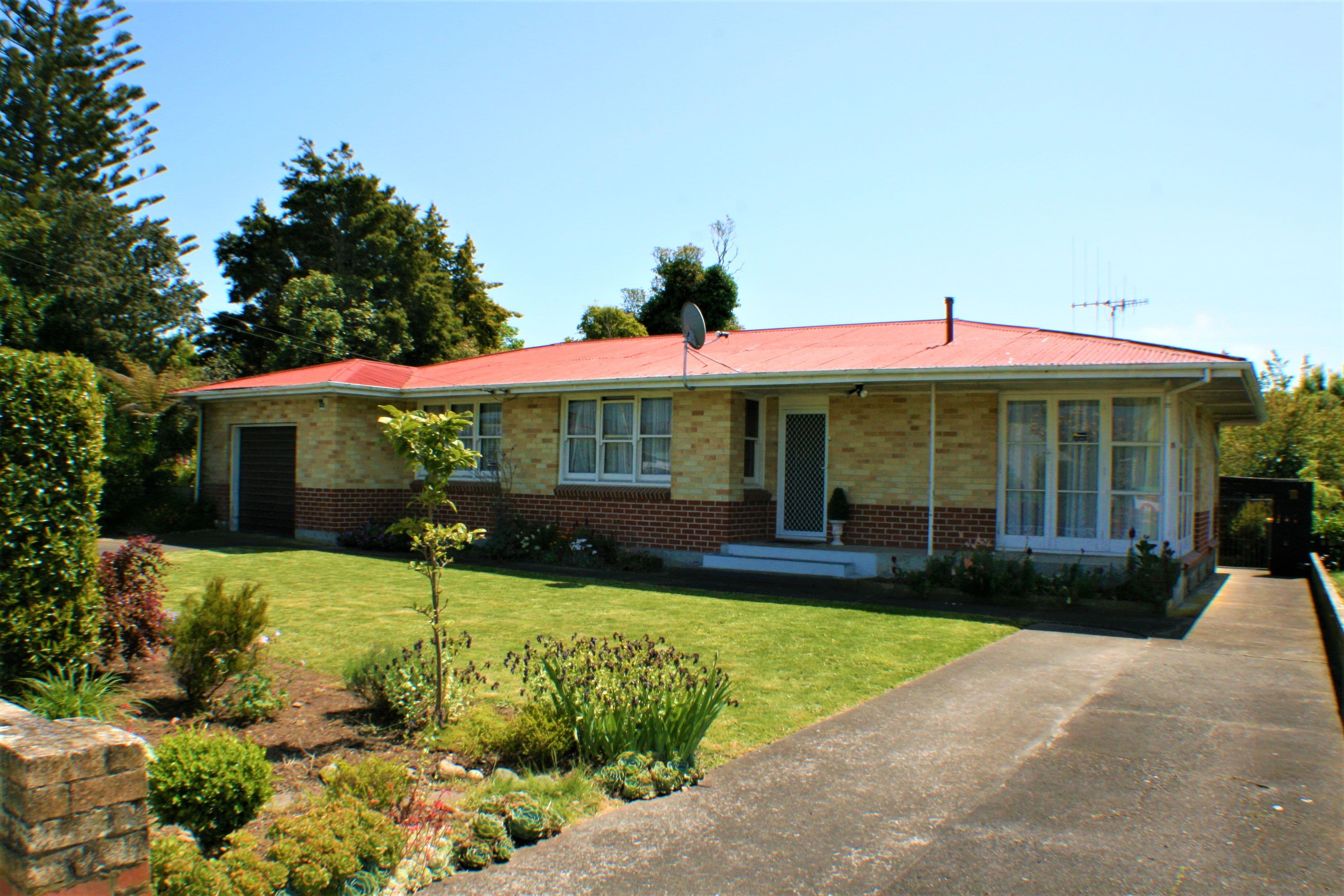 8 Mabel Street, Levin, Horowhenua, Manawatu | Tall Poppy