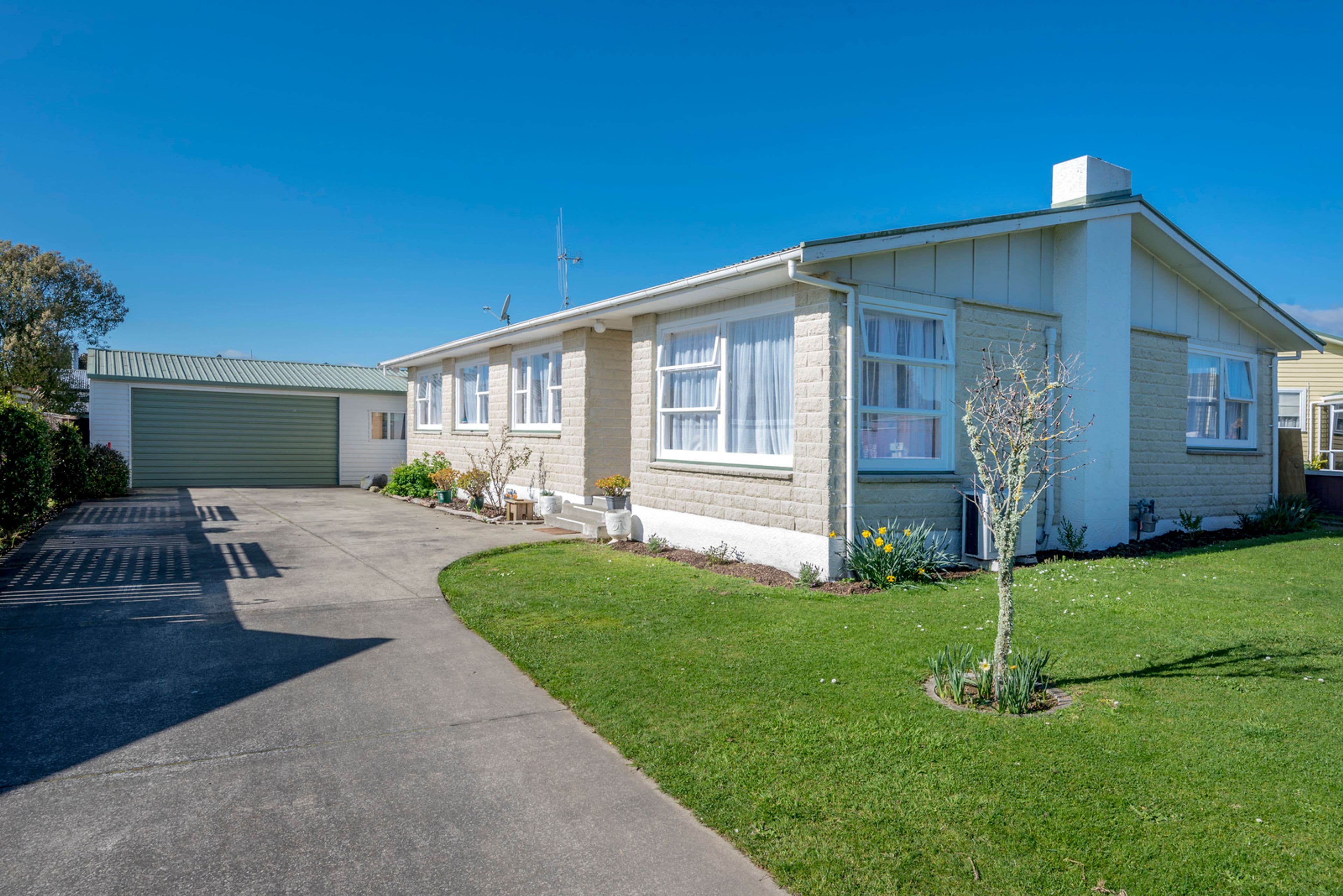 5 Harlech Street, Levin, Horowhenua, Manawatu | Tall Poppy