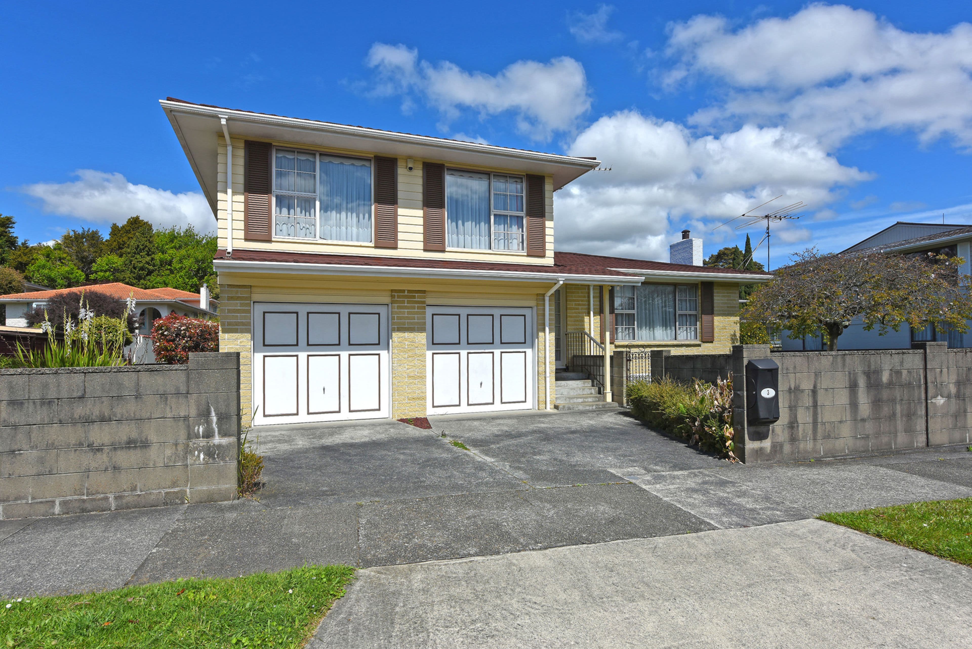 3 Dowling Grove, Silverstream, Upper Hutt City, Wellington | Tall Poppy